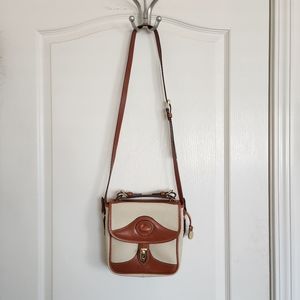 Dooney and bourke VTG  square carrier  BAG